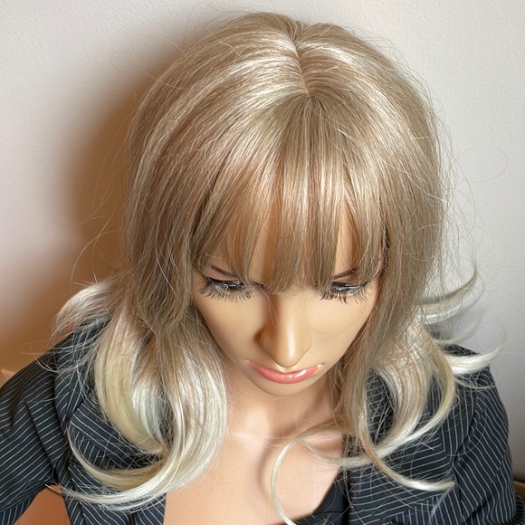 NWT 15” approx light blonde sandy lights bangs human blended wig ombré gradient - Picture 3 of 16